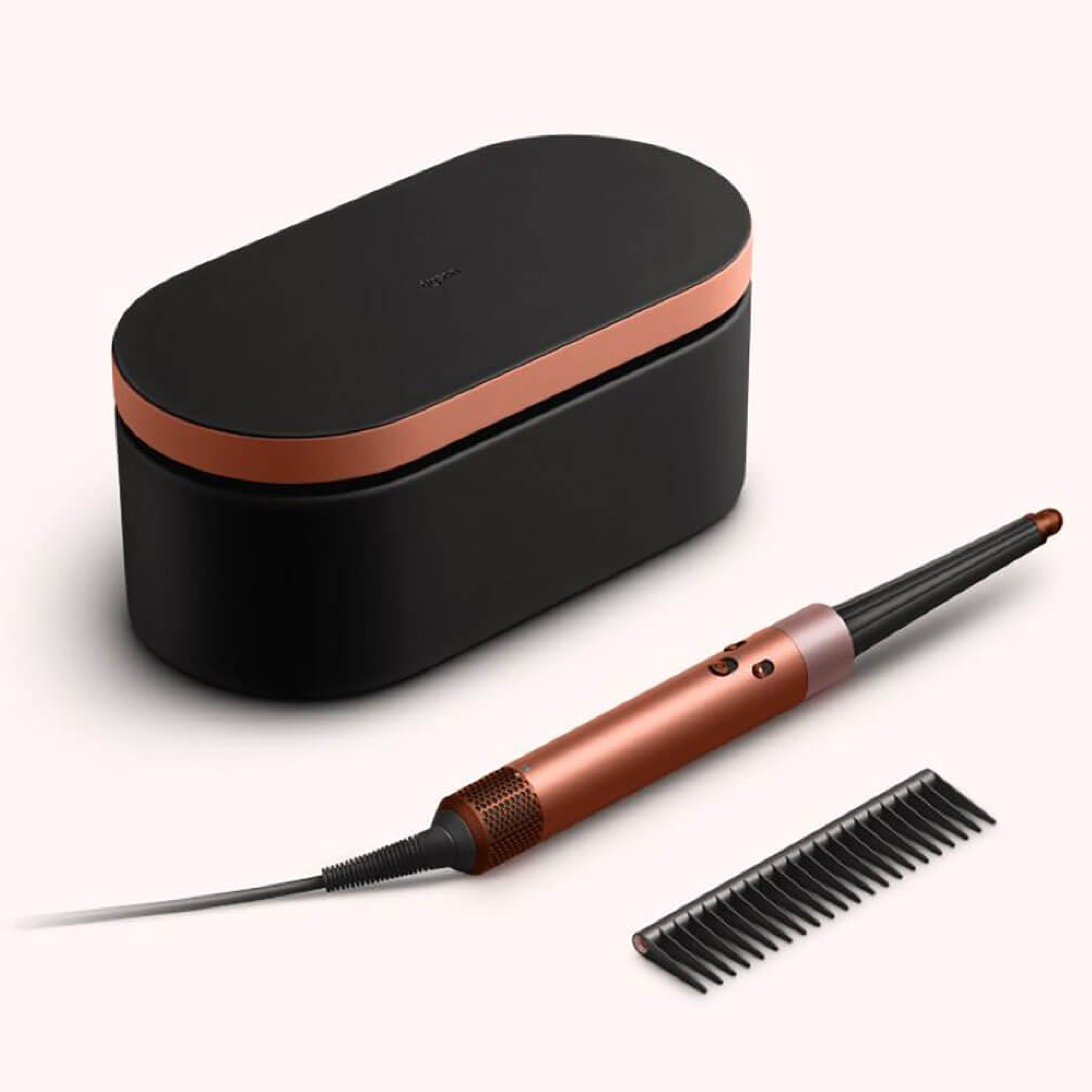 Фото Стайлер Dyson Airwrap ID HS08 Complete Long, Amber Silk На фото изображено Стайлер Dyson Airwrap ID HS08 Complete Long, Amber Silk