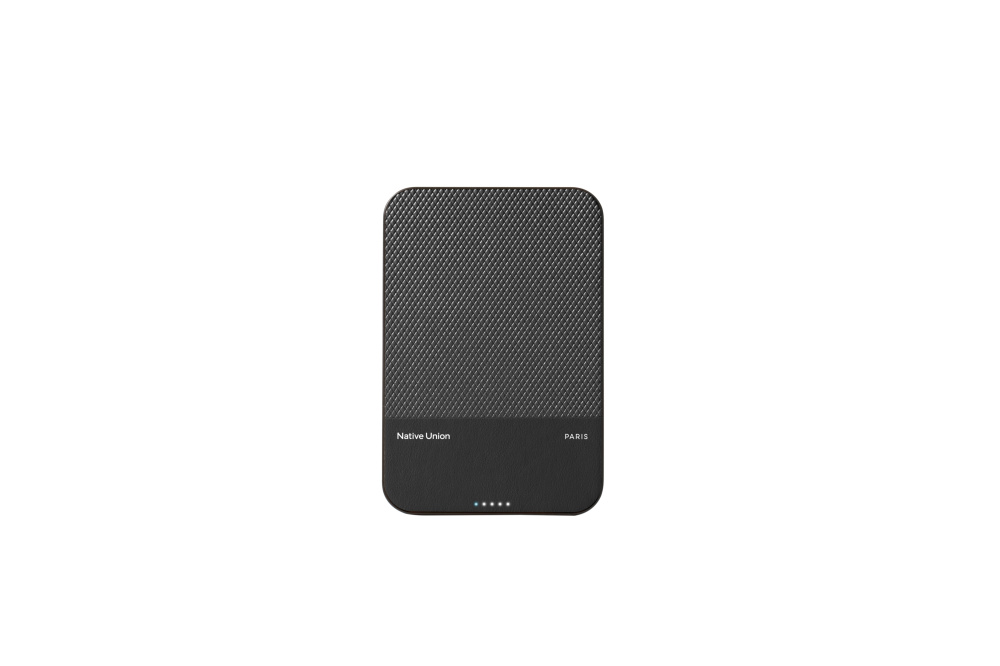 Внешний аккумулятор Native Union (Re) Classic MagSafe, 5000 mAh, черный